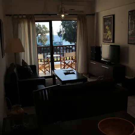 Paris Coastal Apartman *